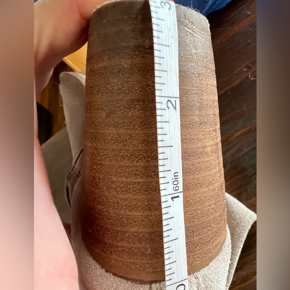 Toms Lunata Suede Block Taupe Heel booties, size W8. - Picture 5 of 12